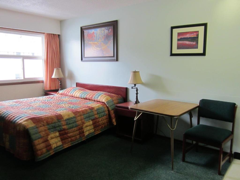 Aleeda Motel Prince Rupert Szoba fotó